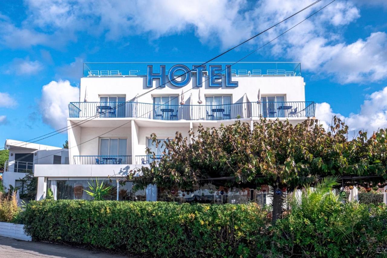 Hotel La Reine Jane Hyères Exterior foto